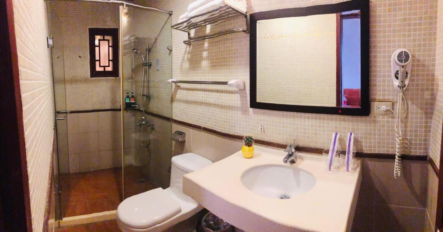 Red Tomato B&B Jinsha Luaran gambar